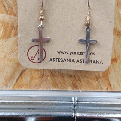 Pendientes cruz Yunastur